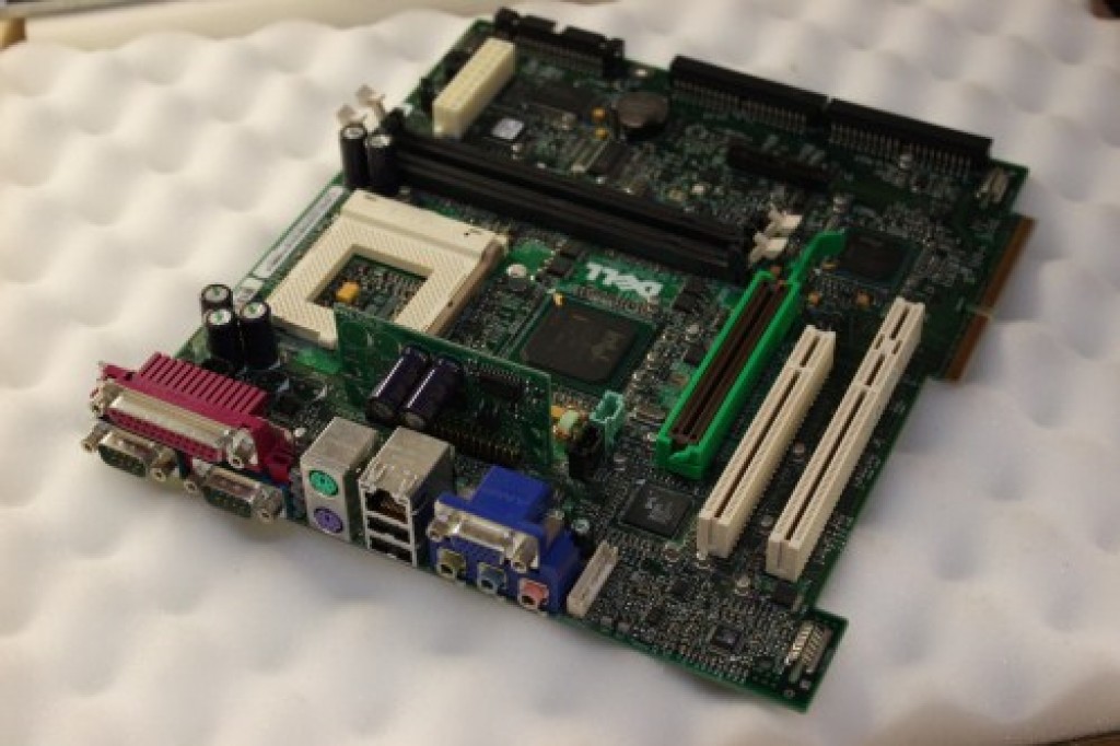 Dell OptiPlex GX150 SFF Socket 370 AGP Motherboard 2H240 02H240