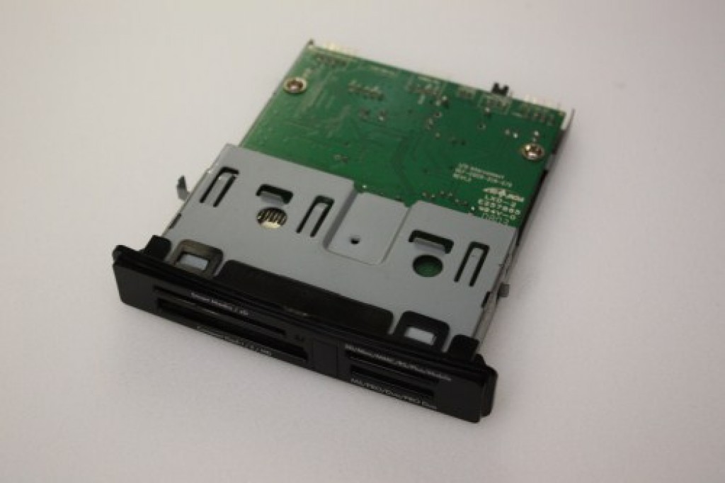 HP Pavilion m9000 Media Card Reader 50704675 GLF680070147