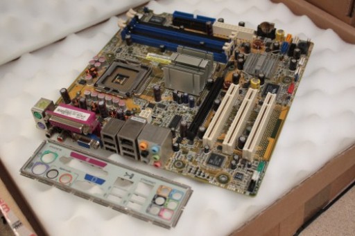 Can ASUS PTGD1-LA run pentium d dual core