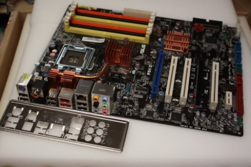 ASUS P5KC LGA 775/Socket T Intel (90-MBB660-G0EAY00Z) Motherboard