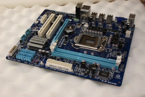 Gigabyte GA-H55M-S2 Socket i7 i5 i3 LGA1156 PCI-Express DDR3 Motherboard