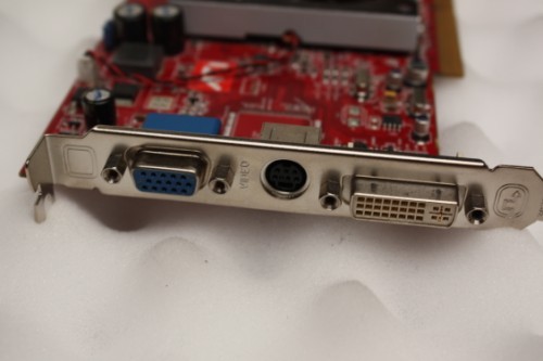 ATI Radeon X1650 Pro 512MB GDDR3 AGP DVI Graphics Card