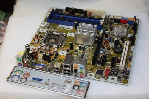 Asus IPIBL-LB Benicia-GL8E Socket LGA775 Motherboard 492774-001 at...