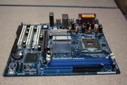 ASRock 775i65G Socket LGA775 Core 2 Duo P4 Motherboard