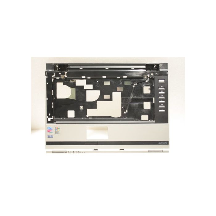 Toshiba Satellite M70 Palmrest K000033600