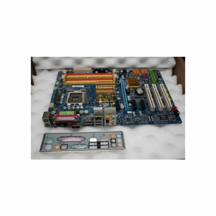 Gigabyte GA965PDS3 LGA775 P965 Quad PCIe Motherboard