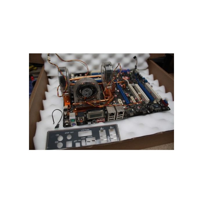 ASUS Striker Extreme Republic of Gamers Series LGA775 nForce 680i SLI Motherboard