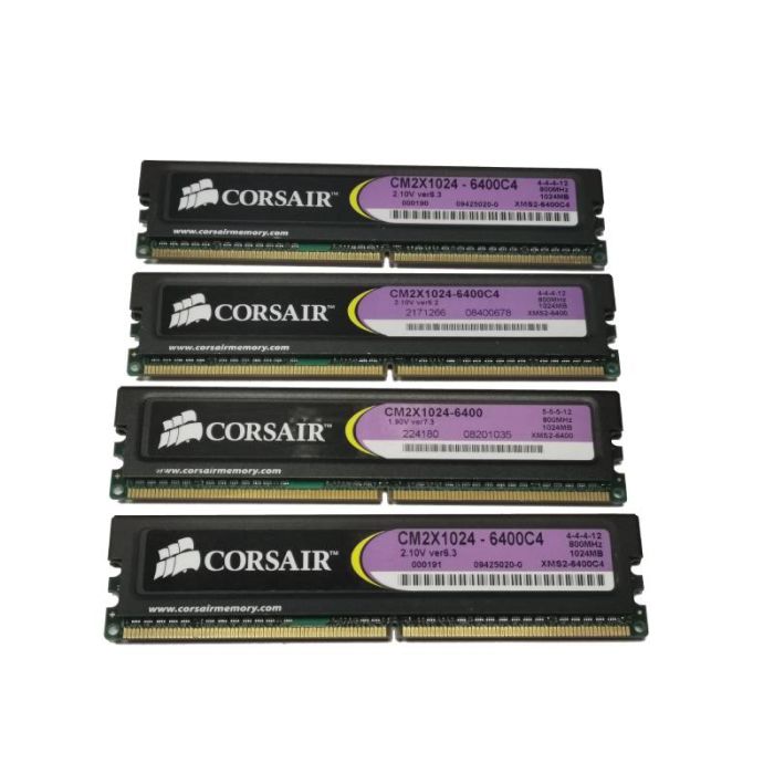 4GB (4x 1GB) Corsair XMS2 DDR2 PC2-6400 800MHz 240Pin Desktop PC RAM