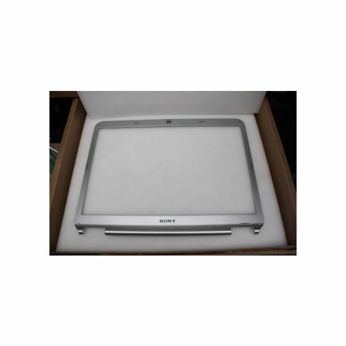 Sony Vaio VGN-NS LCD Screen Bezel 013-000A-8946-A