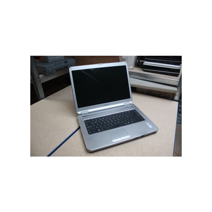 SONY VAIO VGN-NR32L 15.4-inch Laptop Pentium Dual Core T2390 1.86GHz, 2GB RAM, 160GB HDD