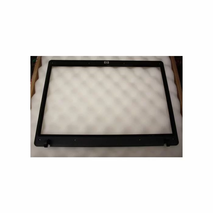 HP 550 LCD Screen Bezel 495402-001