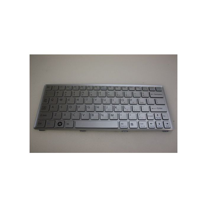 Genuine Sony Vaio VPCW111XX Keyboard 148748121 N860-7882-T001